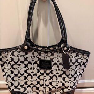 Coach Monochrome Signature Tote